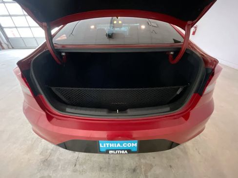 Used 2019 Hyundai Elantra SEL image 22