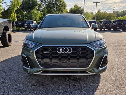 Used 2023 Audi Q5 e Premium Plus AWD/4WD image 2