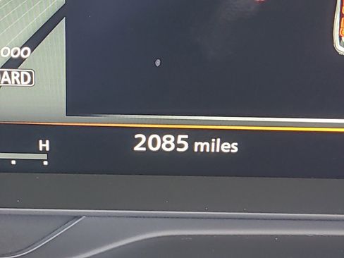 Certified 2025 INFINITI QX60 Luxe image 17