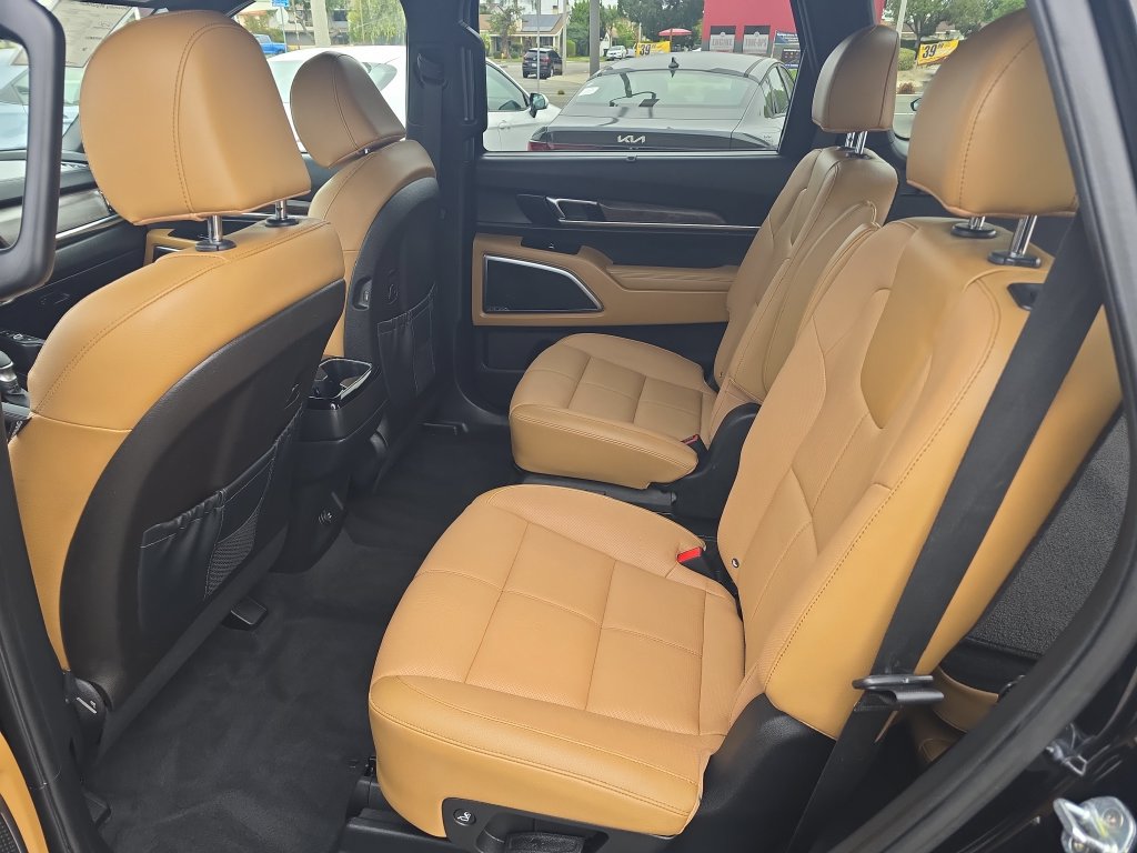 Used 2022 Kia Telluride SX w/ Nightfall Edition Package AWD/4WD image 24