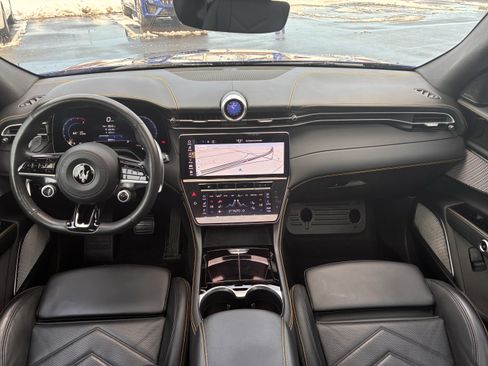 Used 2023 Maserati Grecale Modena image 2