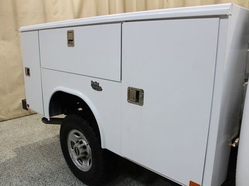 Used 2007 GMC Sierra 2500 W/T image 11