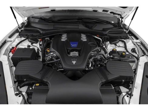 Used 2023 Maserati Quattroporte GT RWD image 51