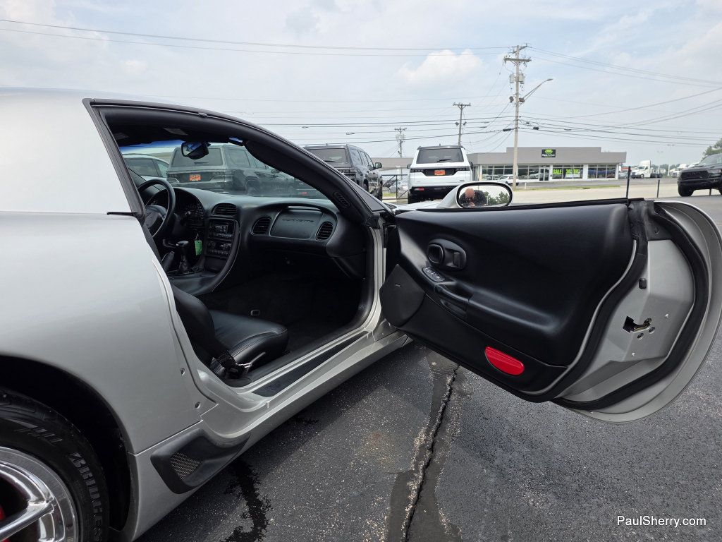 Used 2004 Chevrolet Corvette Z06 w/ Memory Package RWD image 41