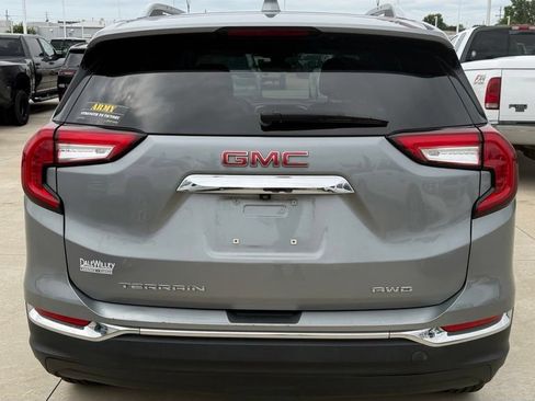 Used 2023 GMC Terrain SLT AWD/4WD image 4