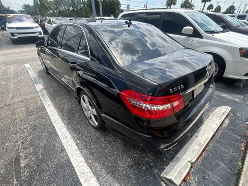 Used 2011 Mercedes-Benz E 350 Sedan image 16