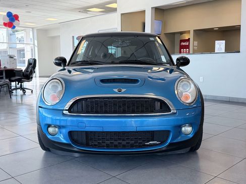 Used 2009 MINI Cooper John Cooper Works FWD image 3