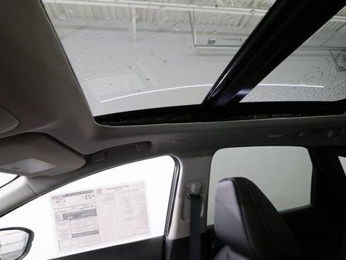 New 2025 Nissan Murano SL image 16