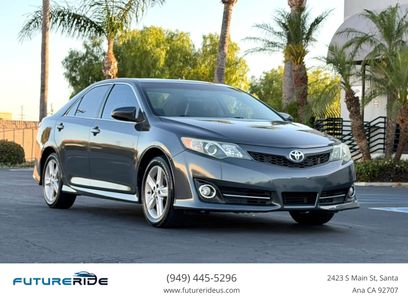 Used 2012 Toyota Camry SE w/ Leather Pkg