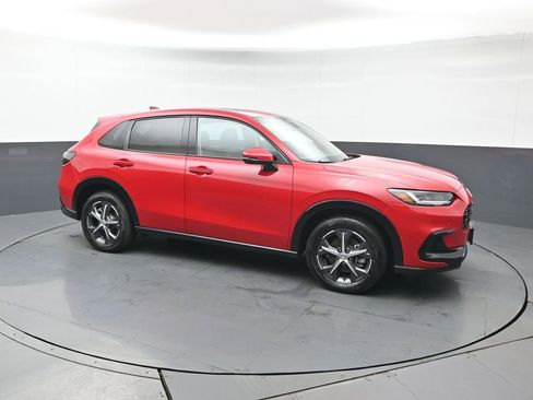 Certified 2025 Honda HR-V EX-L image 10