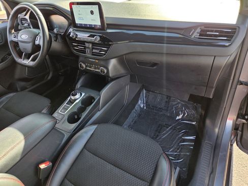 Certified 2024 Ford Escape ST-Line image 16