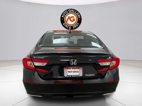 Used 2018 Honda Accord LX image 5