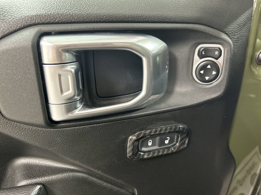 Used 2024 Jeep Wrangler Unlimited Sport AWD/4WD image 11