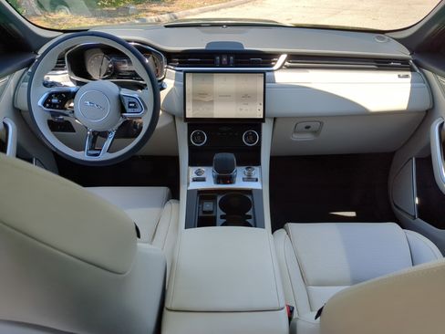 New 2026 Jaguar F-PACE R-Dynamic S image 11