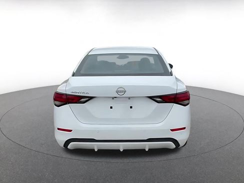 Used 2025 Nissan Sentra S image 12