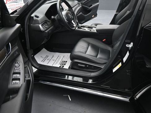 Used 2021 Honda Accord EX-L image 17