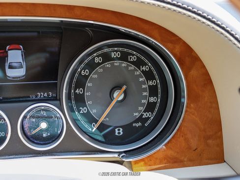 Used 2015 Bentley Flying Spur V8 AWD/4WD image 24