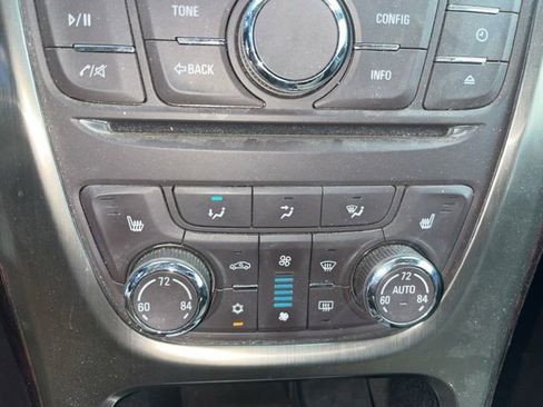 Used 2015 Buick Verano Convenience FWD image 22