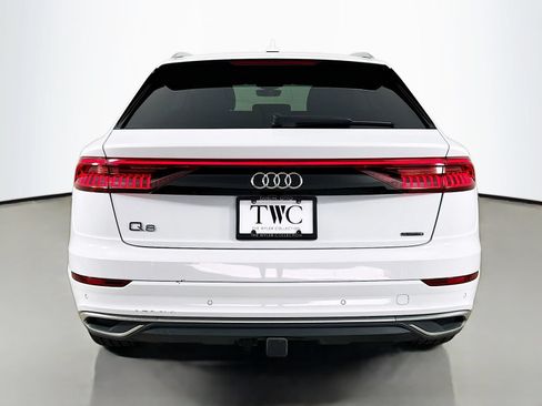 Used 2023 Audi Q8 Prestige w/ Prestige Package AWD/4WD image 6