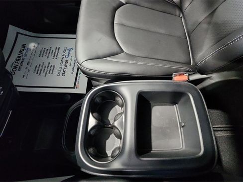 New 2026 Chrysler Pacifica Select image 24