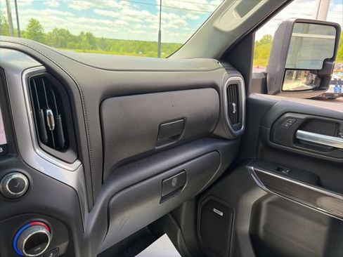 Used 2022 Chevrolet Silverado 2500 LTZ AWD/4WD image 24