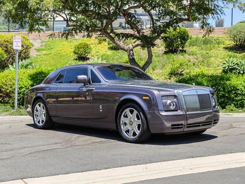 Used 2010 Rolls-Royce Phantom Coupe RWD image 7