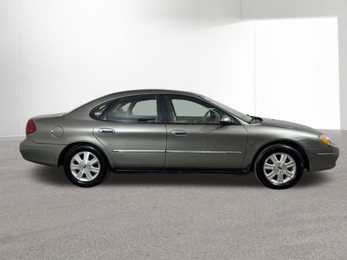 Used 2003 Ford Taurus SEL image 34