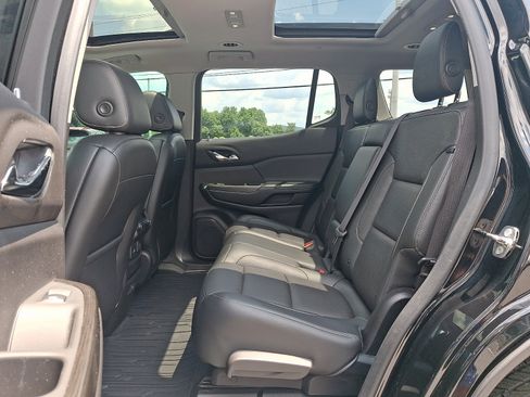Used 2019 GMC Acadia SLT w/ Black Edition AWD/4WD image 10