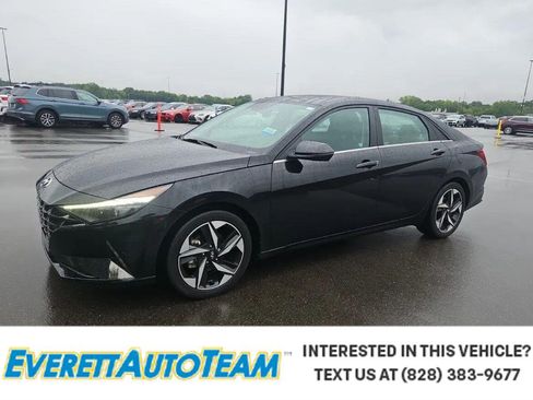 Used 2021 Hyundai Elantra Limited w/ Cargo Package FWD image 1