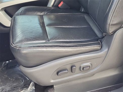 Used 2017 Nissan Titan PRO-4X w/ Pro-4x Convenience Package image 23