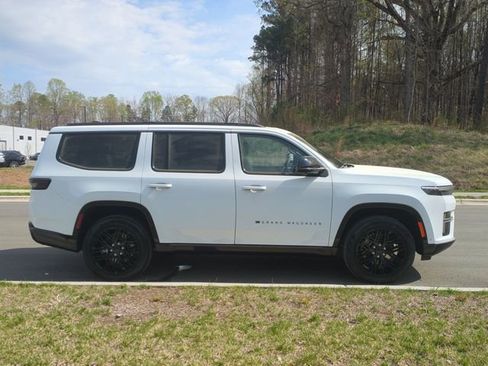 New 2026 Jeep Grand Wagoneer Limited AWD/4WD image 14