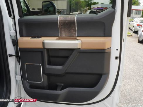 Used 2022 Ford F350 Lariat w/ Chrome Package AWD/4WD image 36