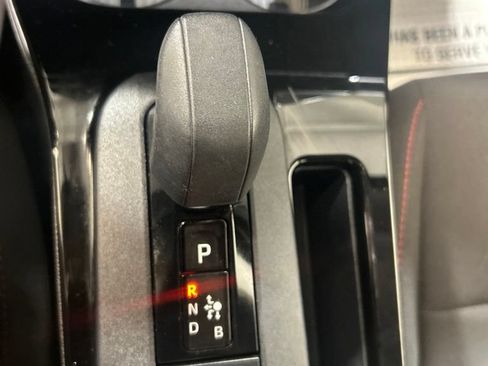 Used 2026 Toyota Prius Plug-In Hybrid FWD image 30