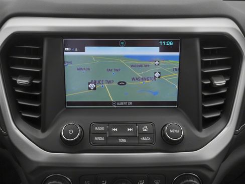 Used 2018 GMC Acadia Denali w/ Technology Package FWD image 11