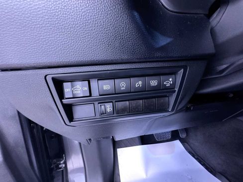Used 2024 Toyota Tundra SR5 AWD/4WD image 12