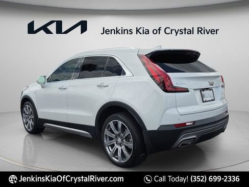 Used 2020 Cadillac XT4 Premium Luxury w/ Driver Assist Package FWD image 10