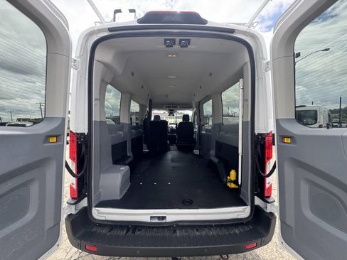 Used 2019 Ford Transit 150 XLT image 13