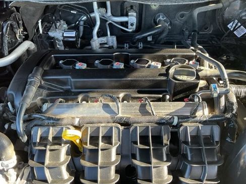 Used 2018 Dodge Journey SE w/ Popular Equipment Group FWD image 10