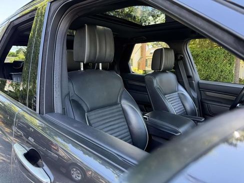 Used 2020 Land Rover Discovery HSE Luxury AWD/4WD image 8