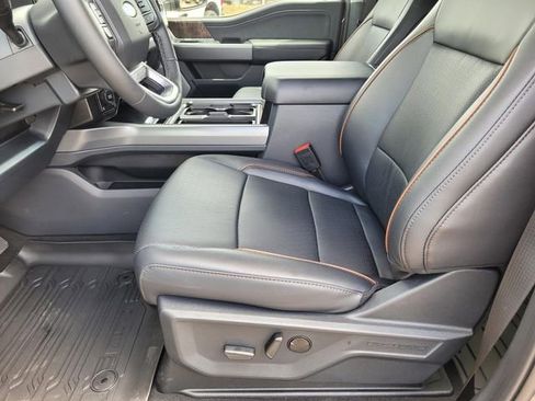 New 2026 Ford F250 Lariat w/ Chrome Package image 8