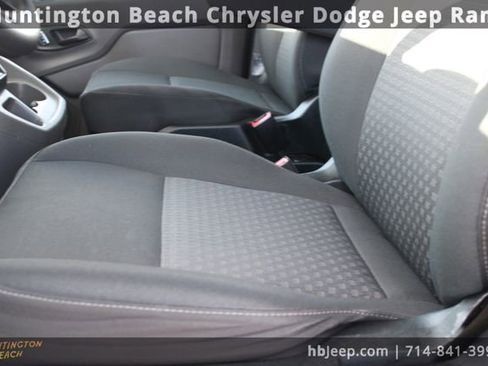 Used 2023 Ford Transit 350 XLT image 37