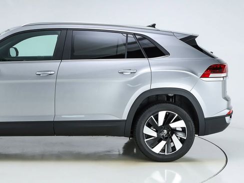 New 2026 Volkswagen Atlas Cross Sport SE AWD/4WD image 43