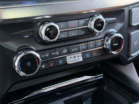 New 2026 Ford F250 King Ranch w/ Chrome Package image 17