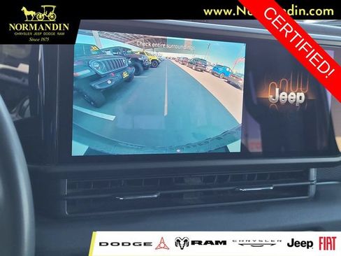 Certified 2024 Jeep Wrangler Unlimited Rubicon 4xe AWD/4WD image 10