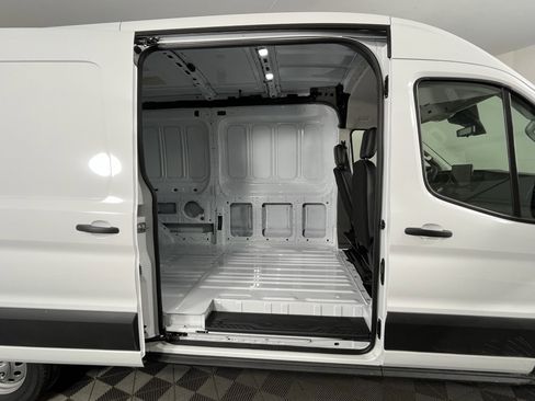 New 2026 Ford Transit 250 148 Medium Roof Extended AWD image 7