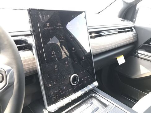 New 2025 GMC Sierra EV Denali image 15