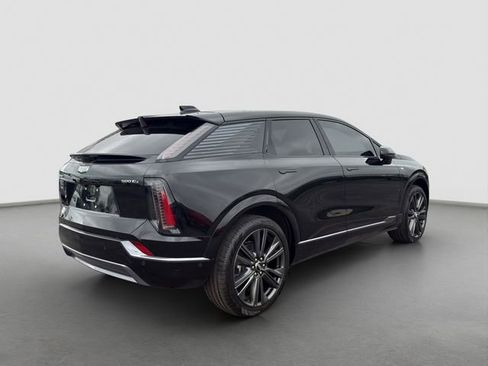 Used 2025 Cadillac Optiq Sport 2 AWD/4WD image 6