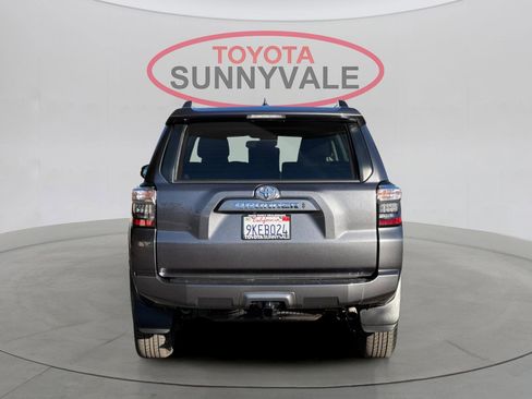Used 2023 Toyota 4Runner SR5 Premium image 9