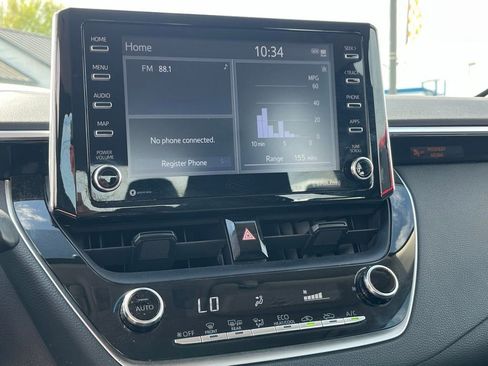 Used 2021 Toyota Corolla LE w/ Carpet Mat Package (TMS) FWD image 12