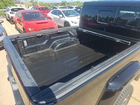 Used 2020 Jeep Gladiator Sport AWD/4WD image 7